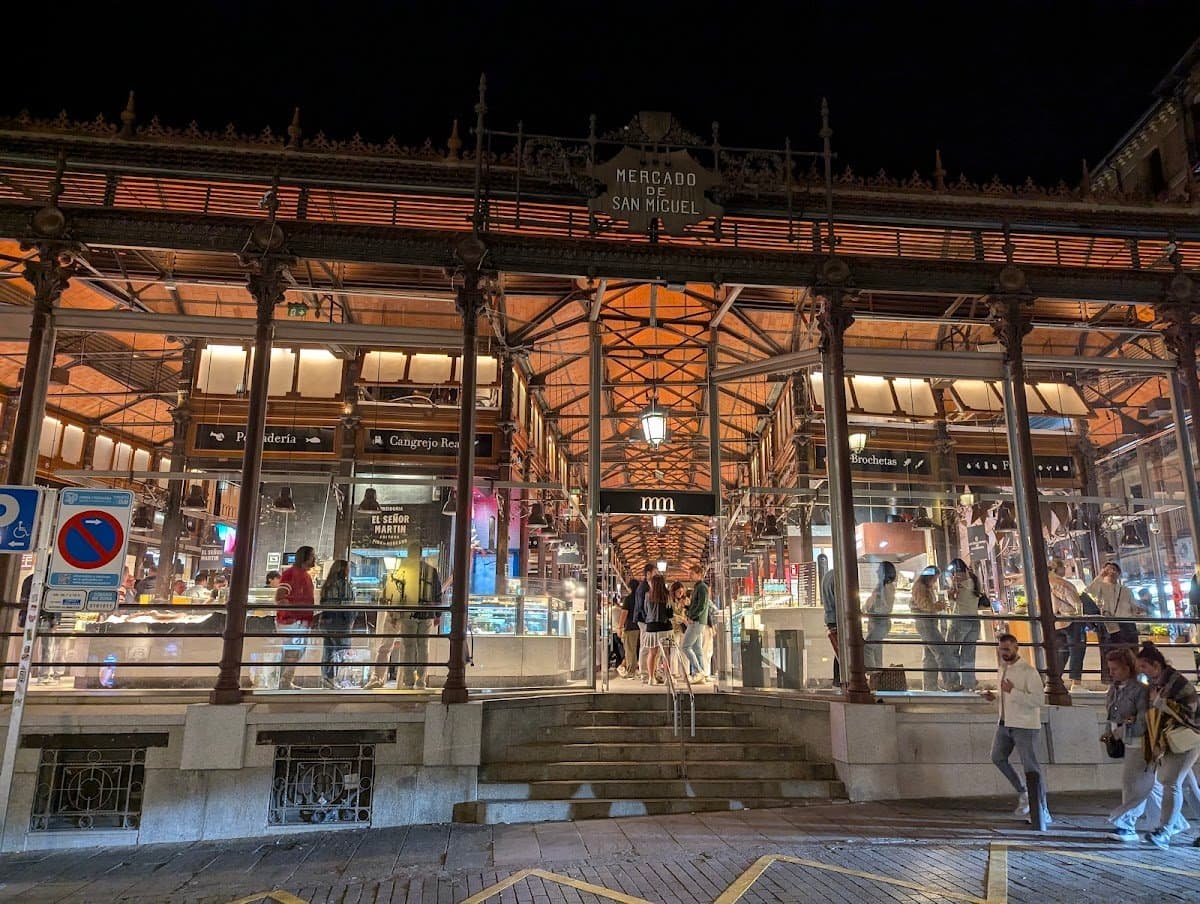 Explorando el Mercado de San Miguel en Madrid 1