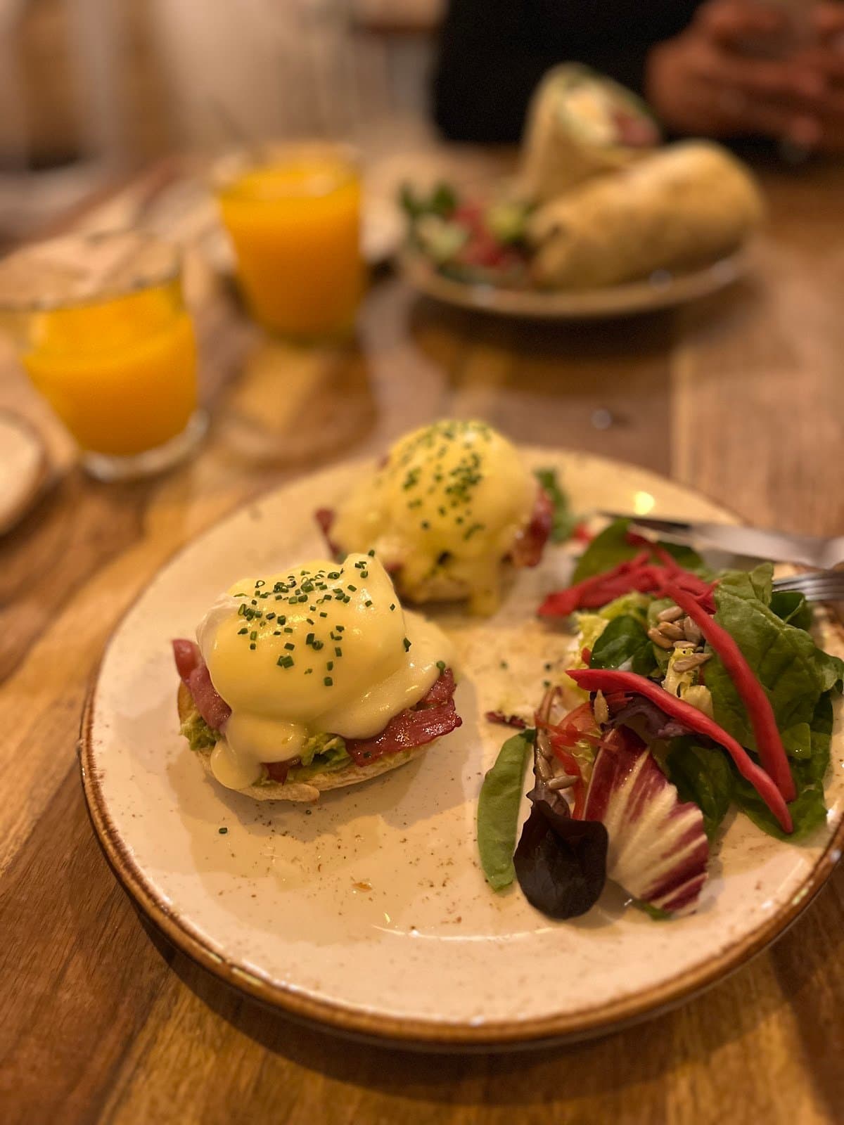 Brunch de ensueño en Brunch Club: Huevos Benedict y más 2