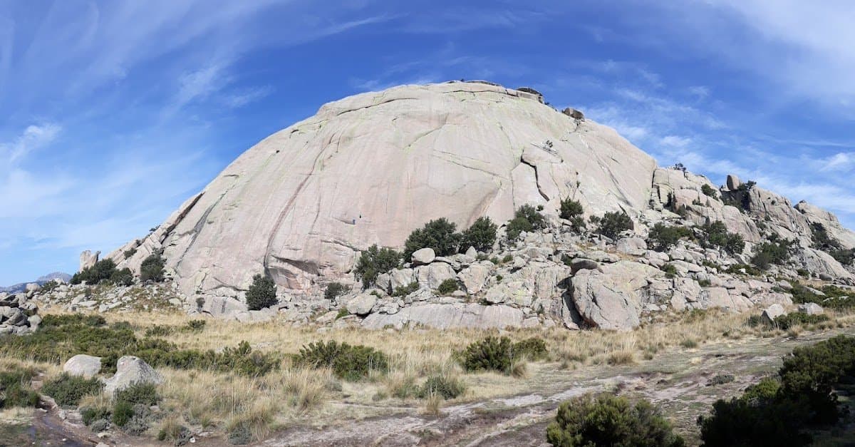 Caminata a El Yelmo en La Pedriza, Madrid