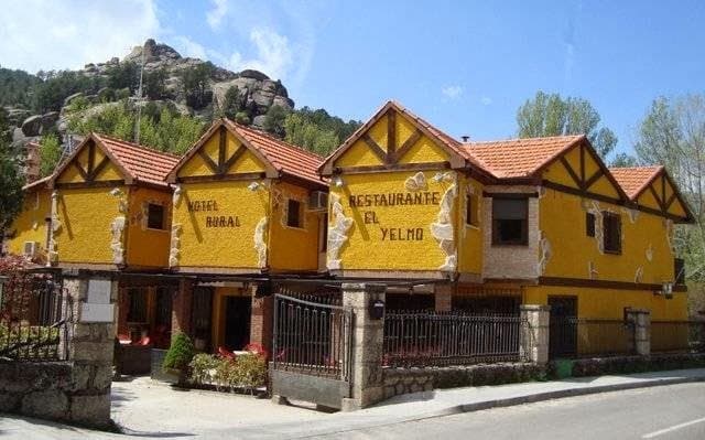 Caminata a El Yelmo en La Pedriza, Madrid 3